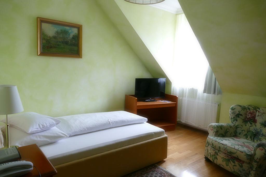 Hotel Pfeifer Zum Kirchenwirt Graz Kültér fotó