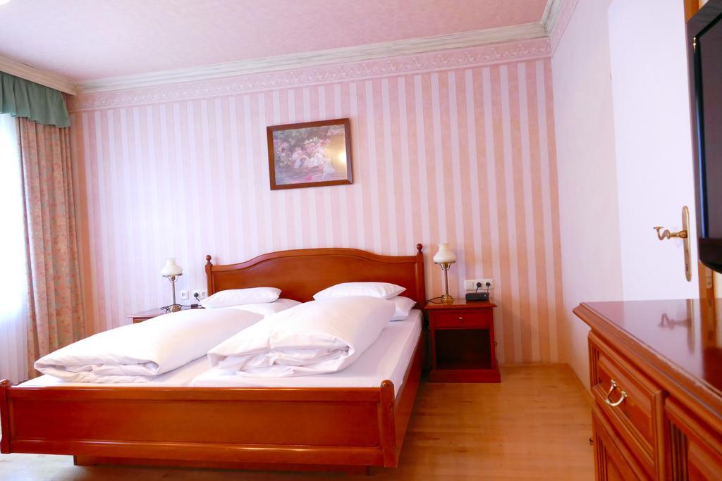 Hotel Pfeifer Zum Kirchenwirt Graz Kültér fotó
