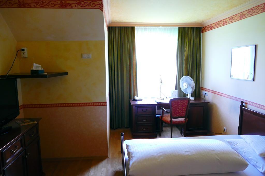 Hotel Pfeifer Zum Kirchenwirt Graz Kültér fotó